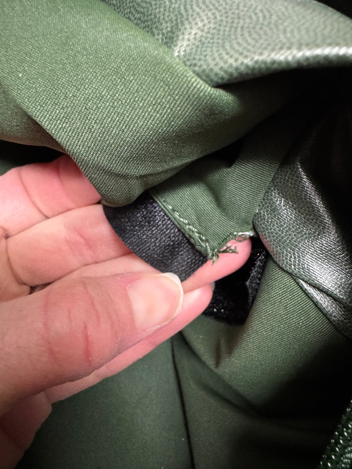 FACTORY SECOND - STITCHING ERROR - The Soaked Backpack - Forest Green