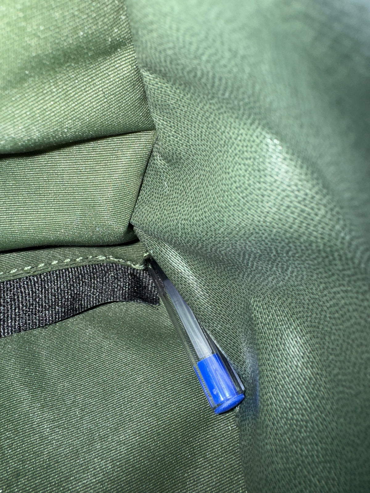 FACTORY SECOND - STITCHING ERROR - The Soaked Backpack - Forest Green
