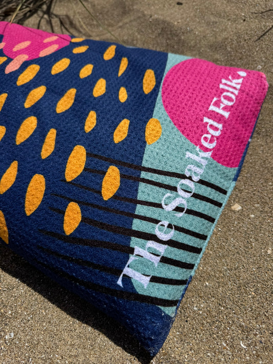 Free Gift - Wetlands 2-in-1 Beach Pillow and Waterproof Pouch