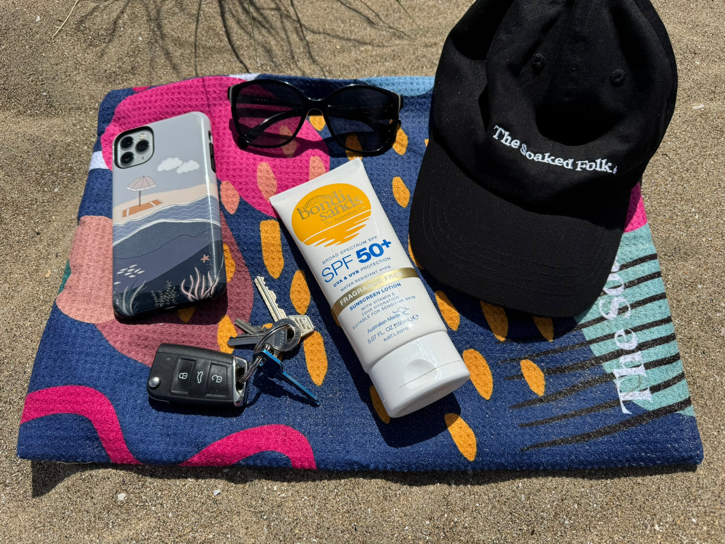 Free Gift - Wetlands 2-in-1 Beach Pillow and Waterproof Pouch